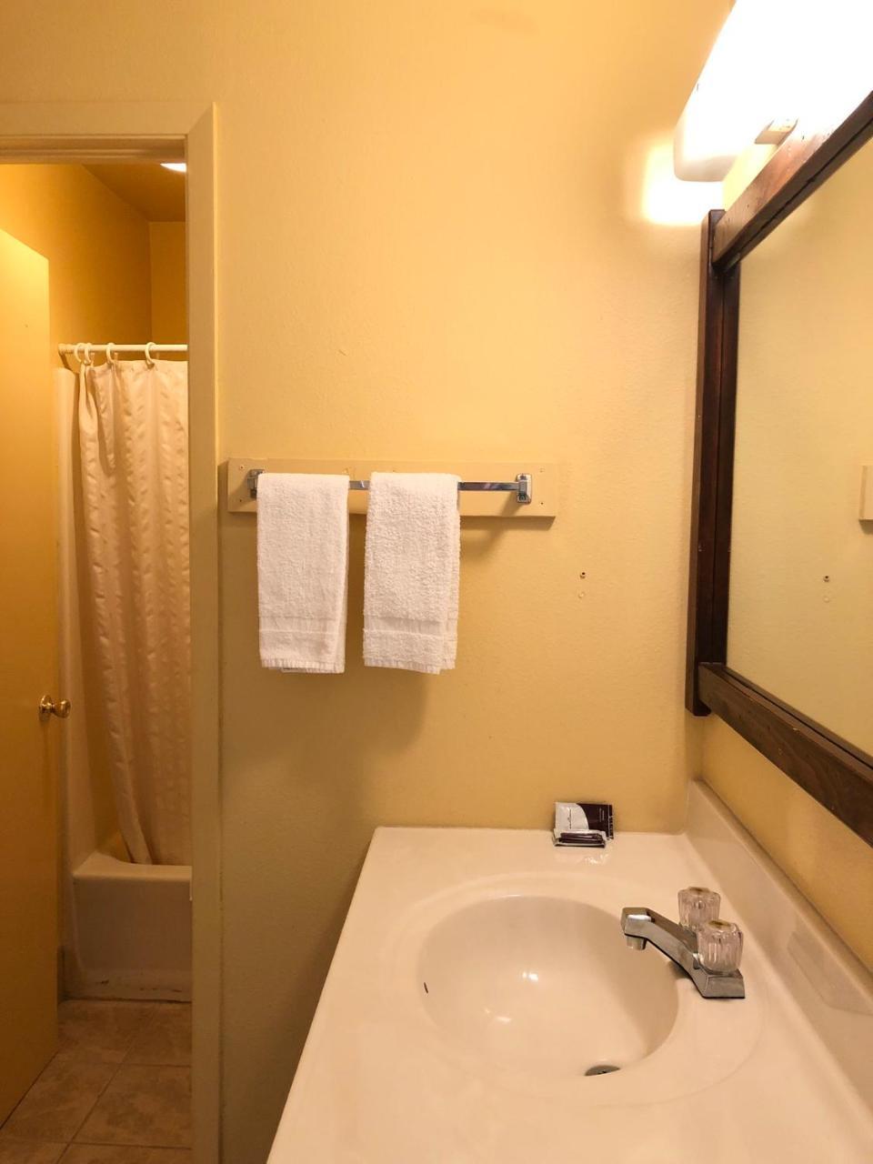 Deluxe Inn Motel Sparks ภายนอก รูปภาพ